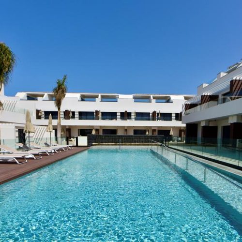 Esmeralda Cotillo Homes by LIVVO