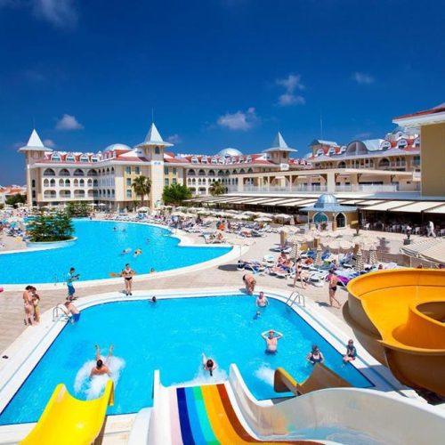 Side Star Resort