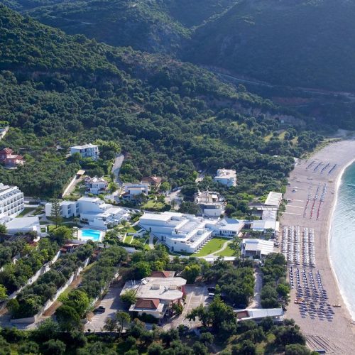 Lichnos Beach